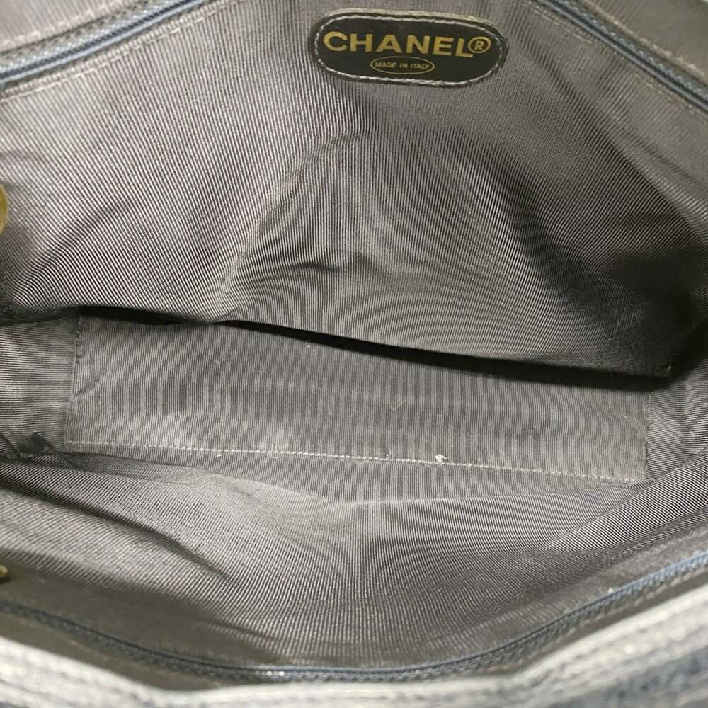 Chanel Vintage Stitched Cc Shoulder Bag #256152C18B - Picture 4 of 9